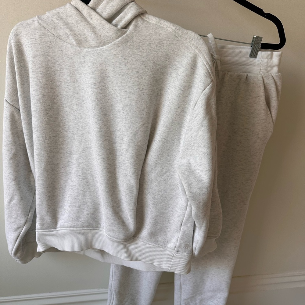 Athleta Matching Set: 🩶Cozy Karma Gray Hoodie & Sweatpant Med/Med Tall29” inseam